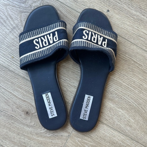Steve Madden “Paris” Knox Navy Multi Slides - 7.5 - Picture 2 of 4